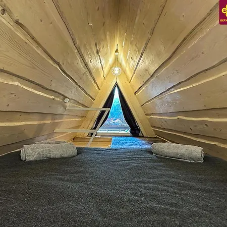 A Frame House Kryvorivnia 3 아파트